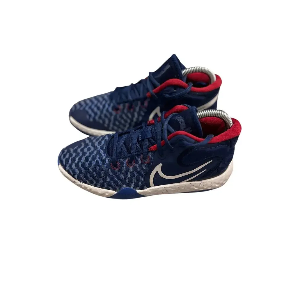 Nike renew boys sneakers size 5
